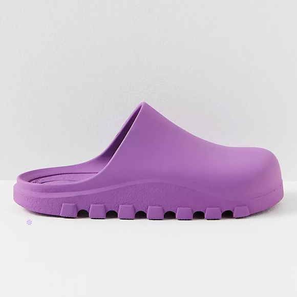 NEW Free People FP Movement Halftime Clogs - Picture 2 of 10